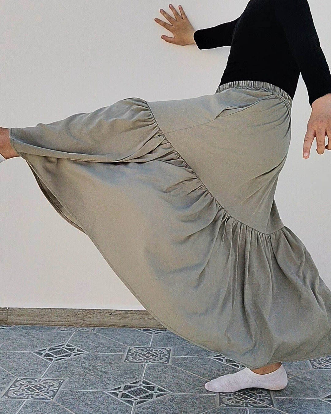Jupe longue fille évasée avec volant – ZAHRA