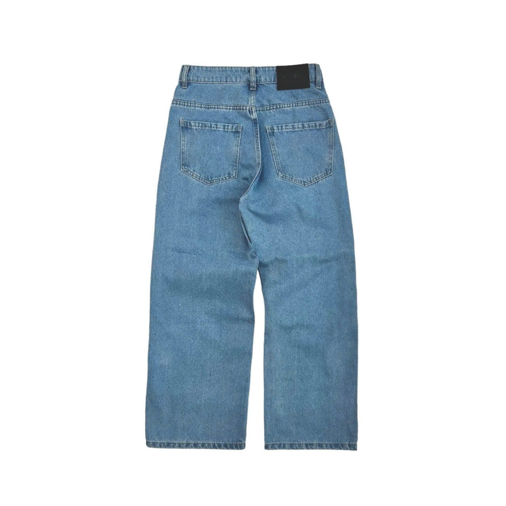 WHOSE Studio | Wide straight jeans light blue