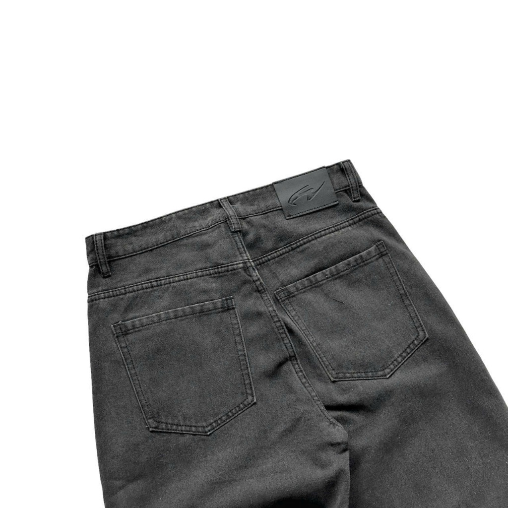 WHOSE Studio | Wide straight jeans light grey
