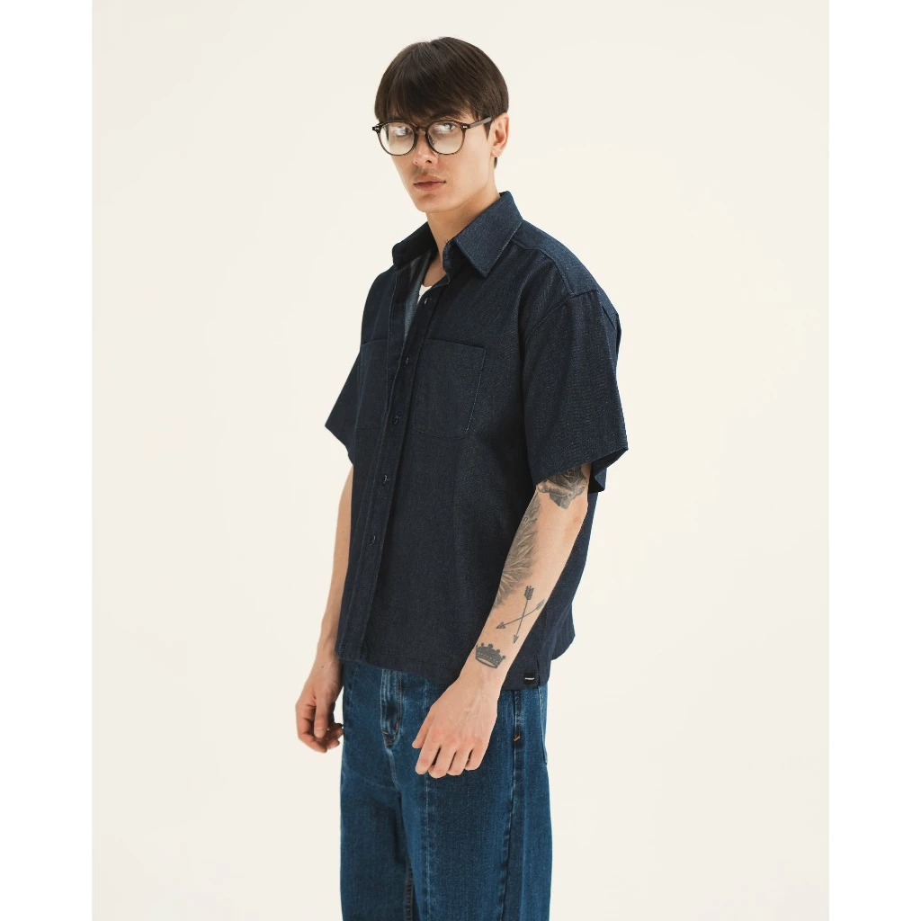 WEDOOKS | Áo sơ mi jeans tay ngắn form boxy short sleeve shirt