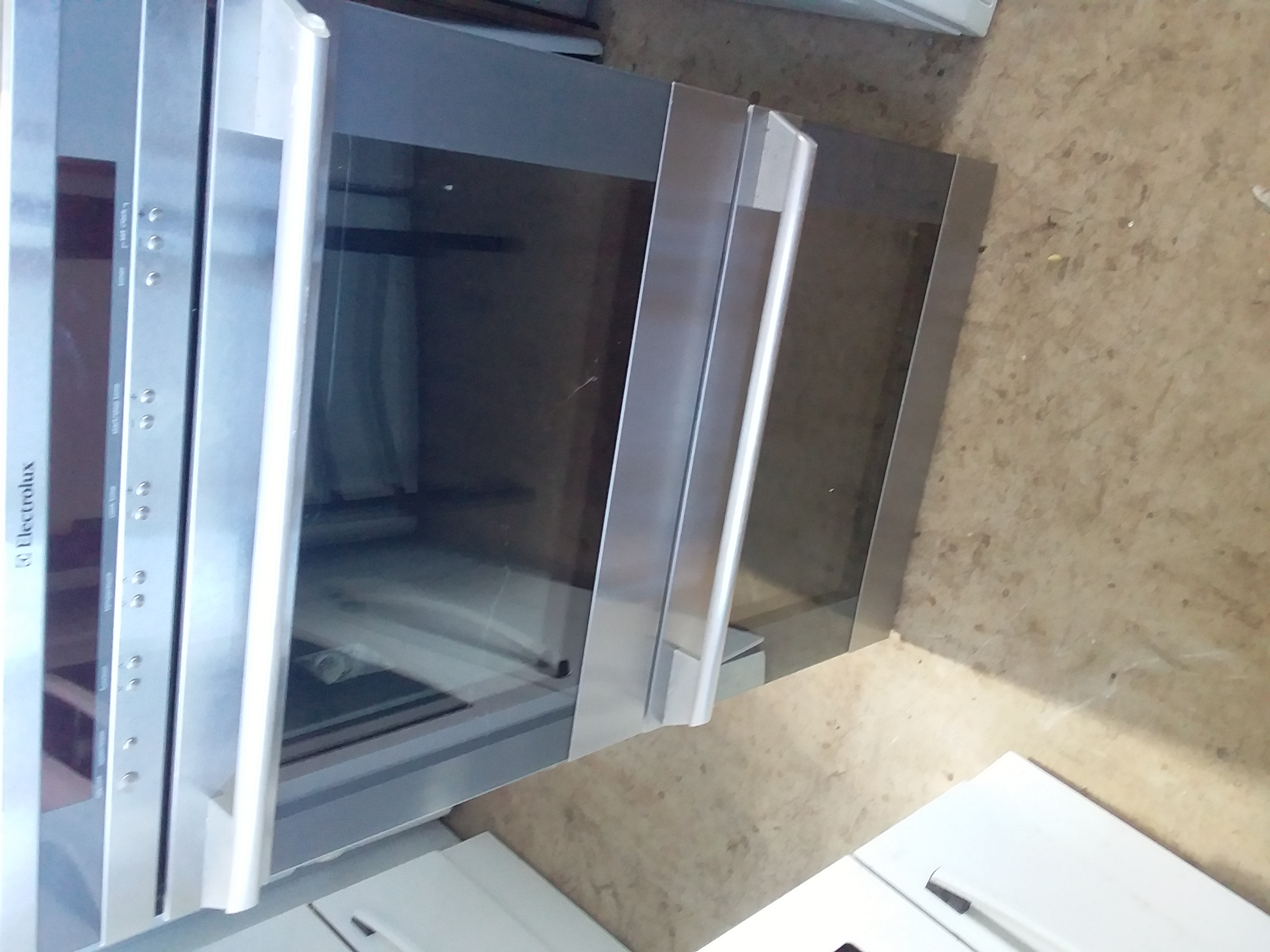 Westinghouse Electrolux Oven Door Hinge 