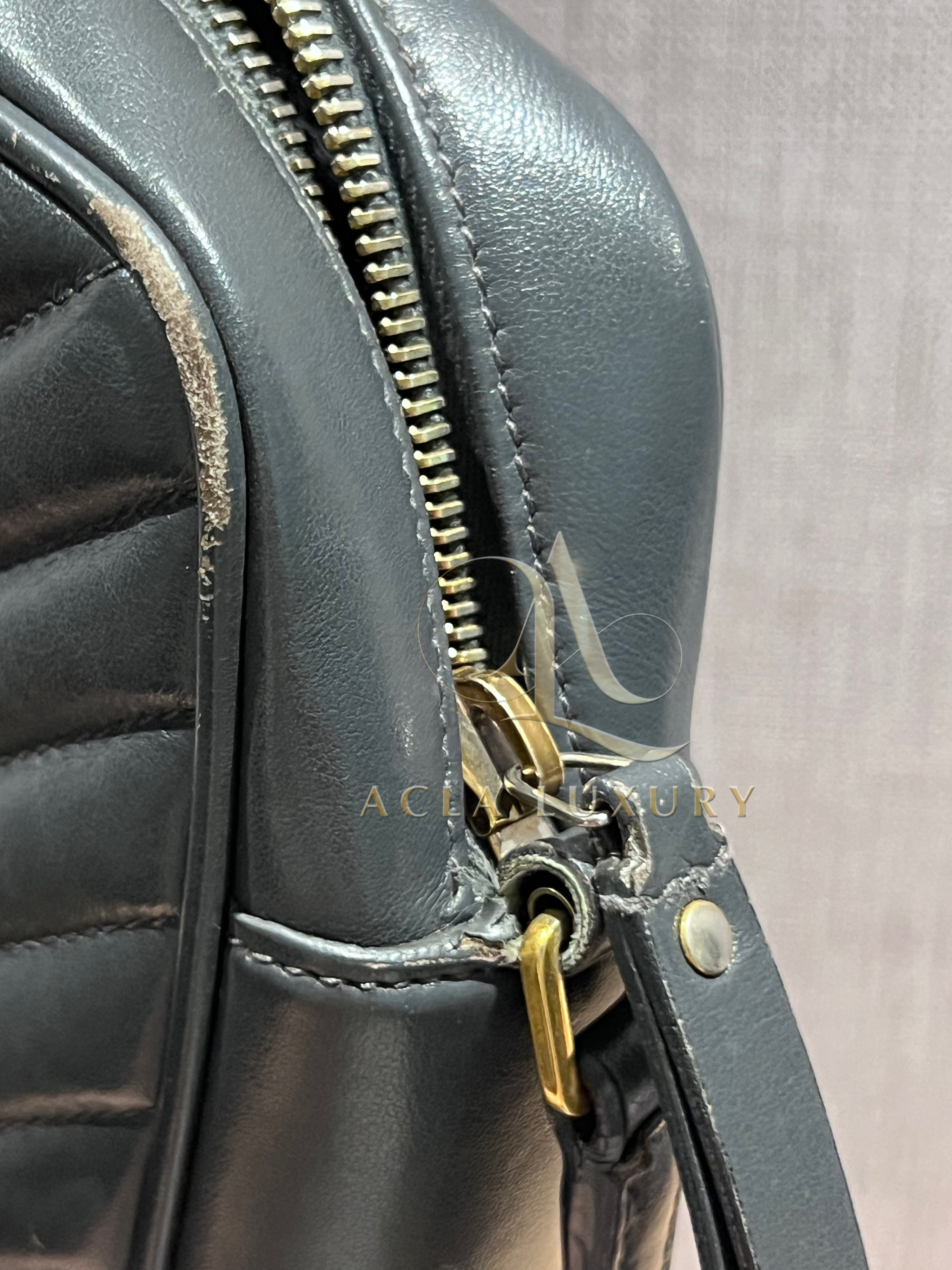 Yves Saint Laurent Monogram Lou Shoulder Bag Grey