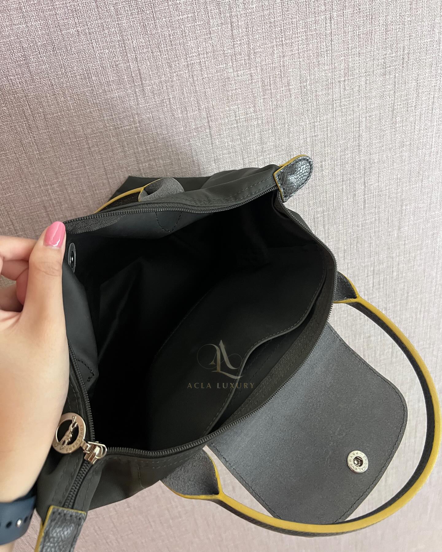 Longchamp Le Pliage Club Short Handle 