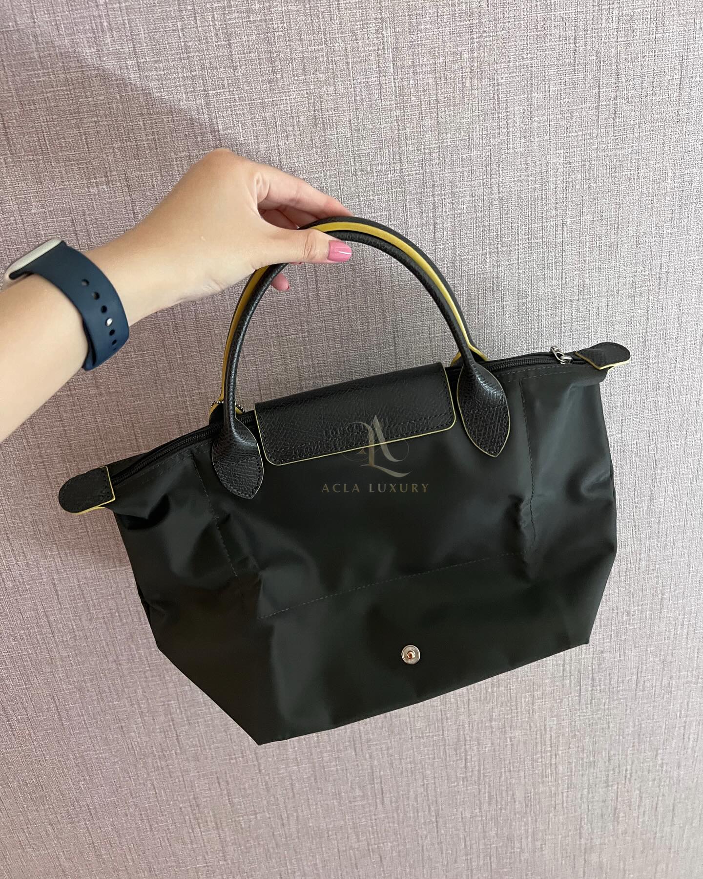 Longchamp Le Pliage Club Short Handle 