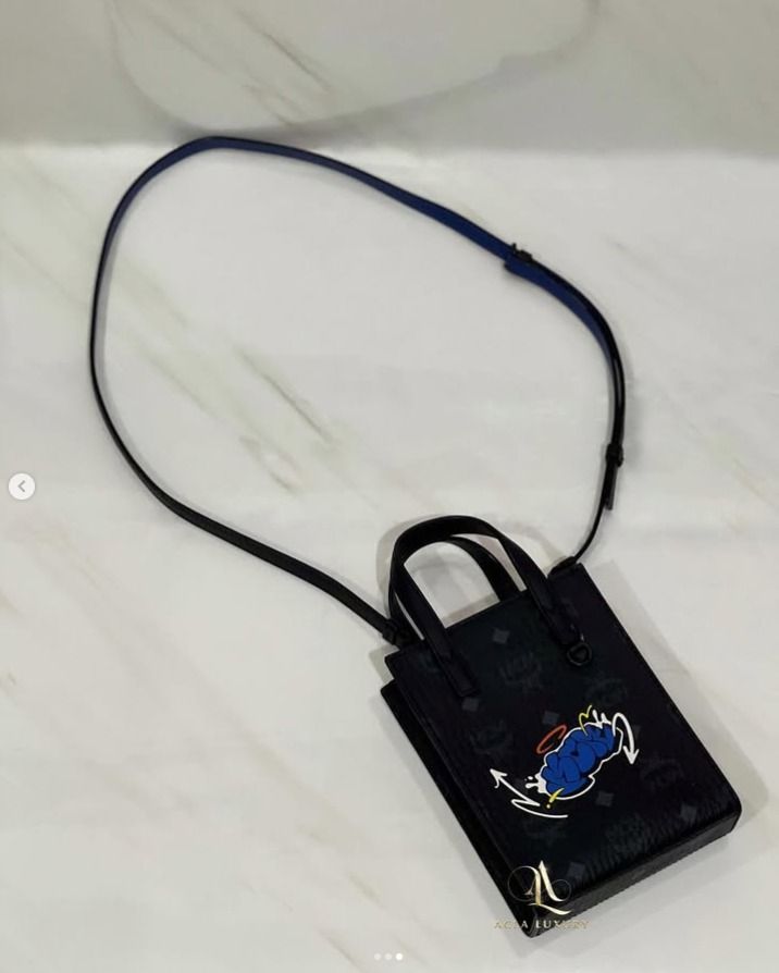 MCM X-Mini Haru, Henry, Kaiser Aren Tote in Visetos Black limited edition