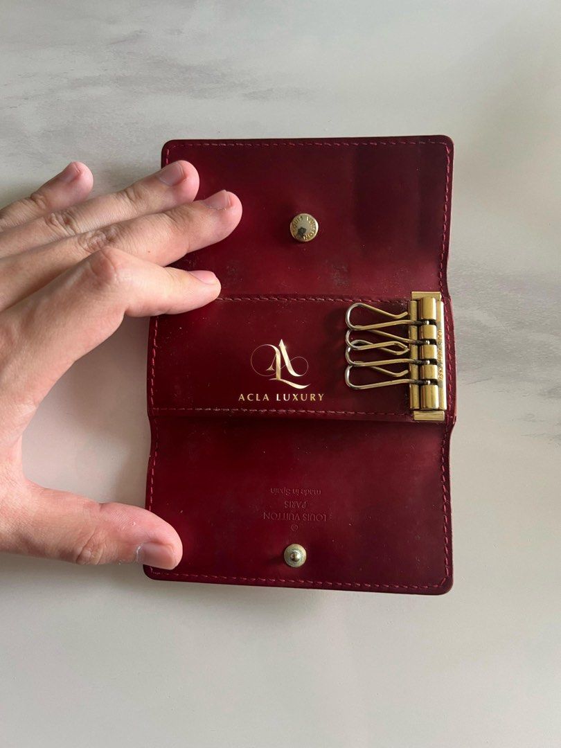 Louis Vuitton Key Holder Vernis in Red