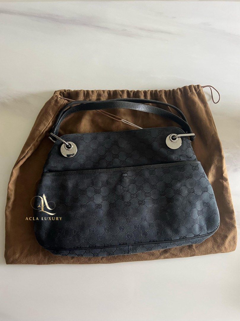 Medium GG Gucci Canvas Eclipse shoulder bag