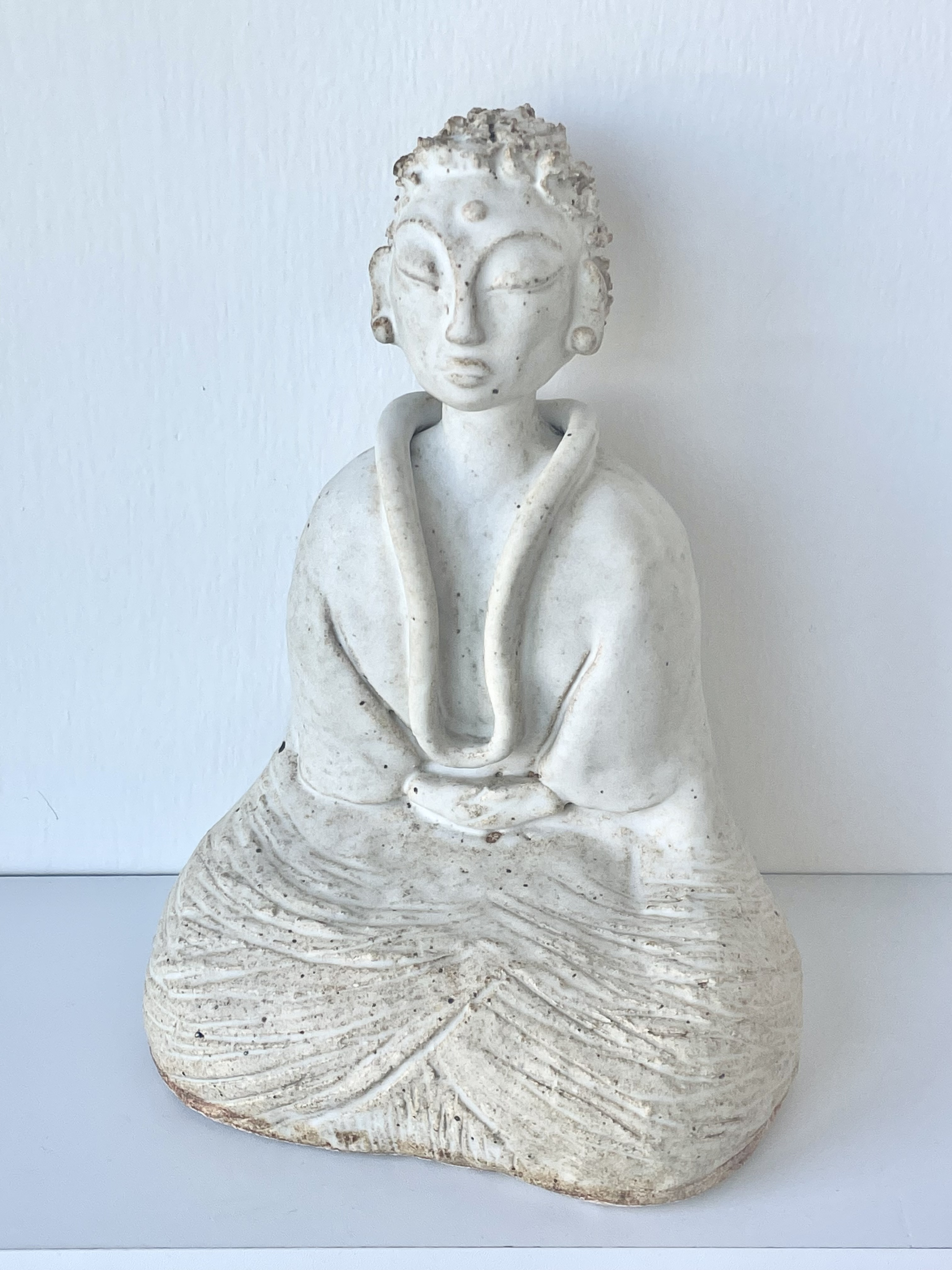 Female Buddha 'mama protection'
