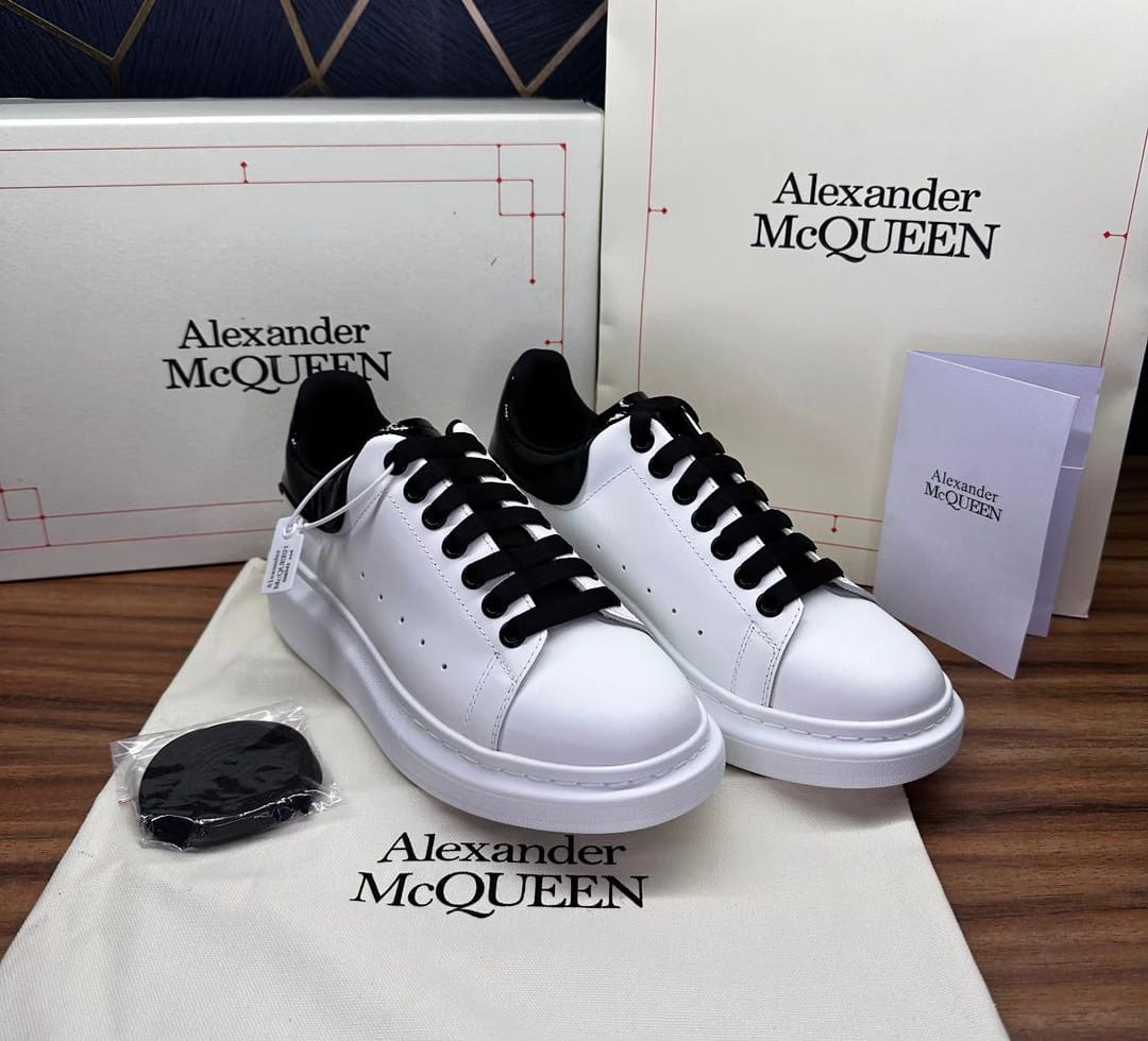 Zapatillas Alexander McQueen blancas