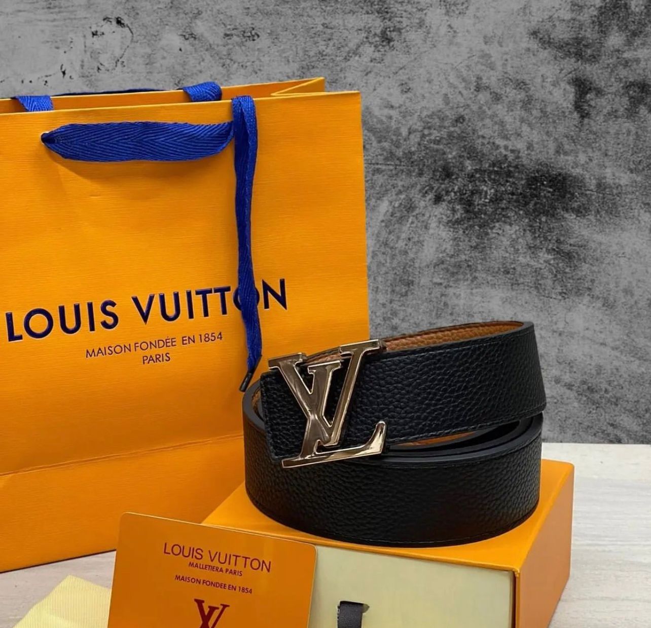 Cinturón Louis Vuitton