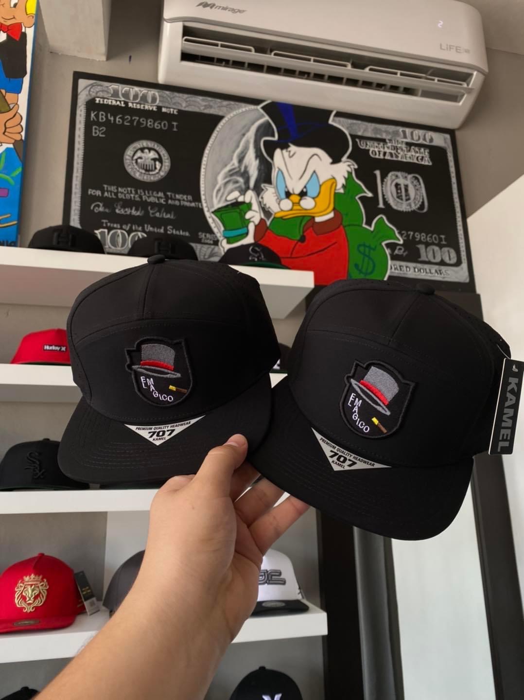 Gorras negras Snapback