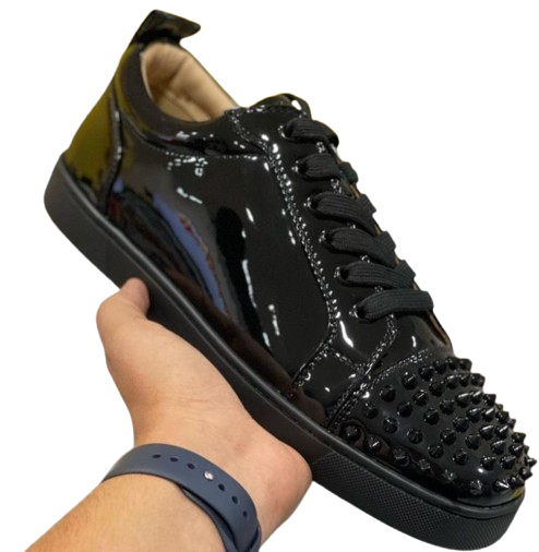 Zapatos Louboutin negro brillante