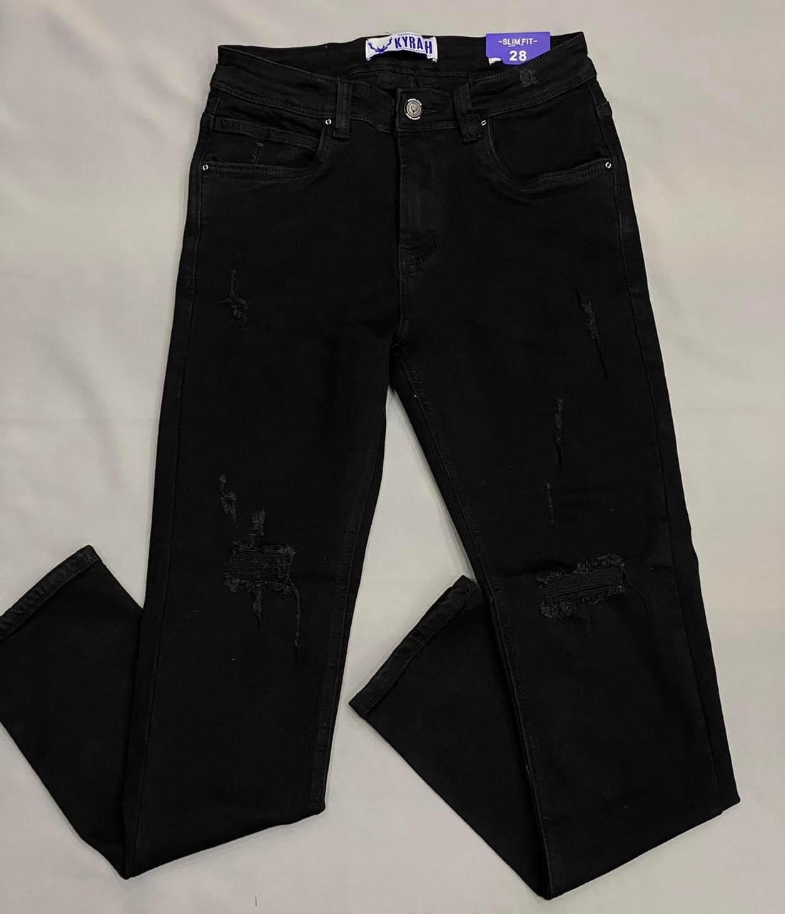 Pantalones negros rasgados Kyrath