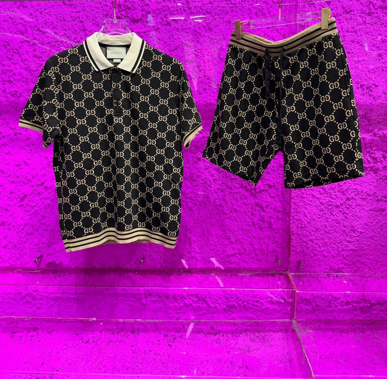 Conjunto de ropa Gucci