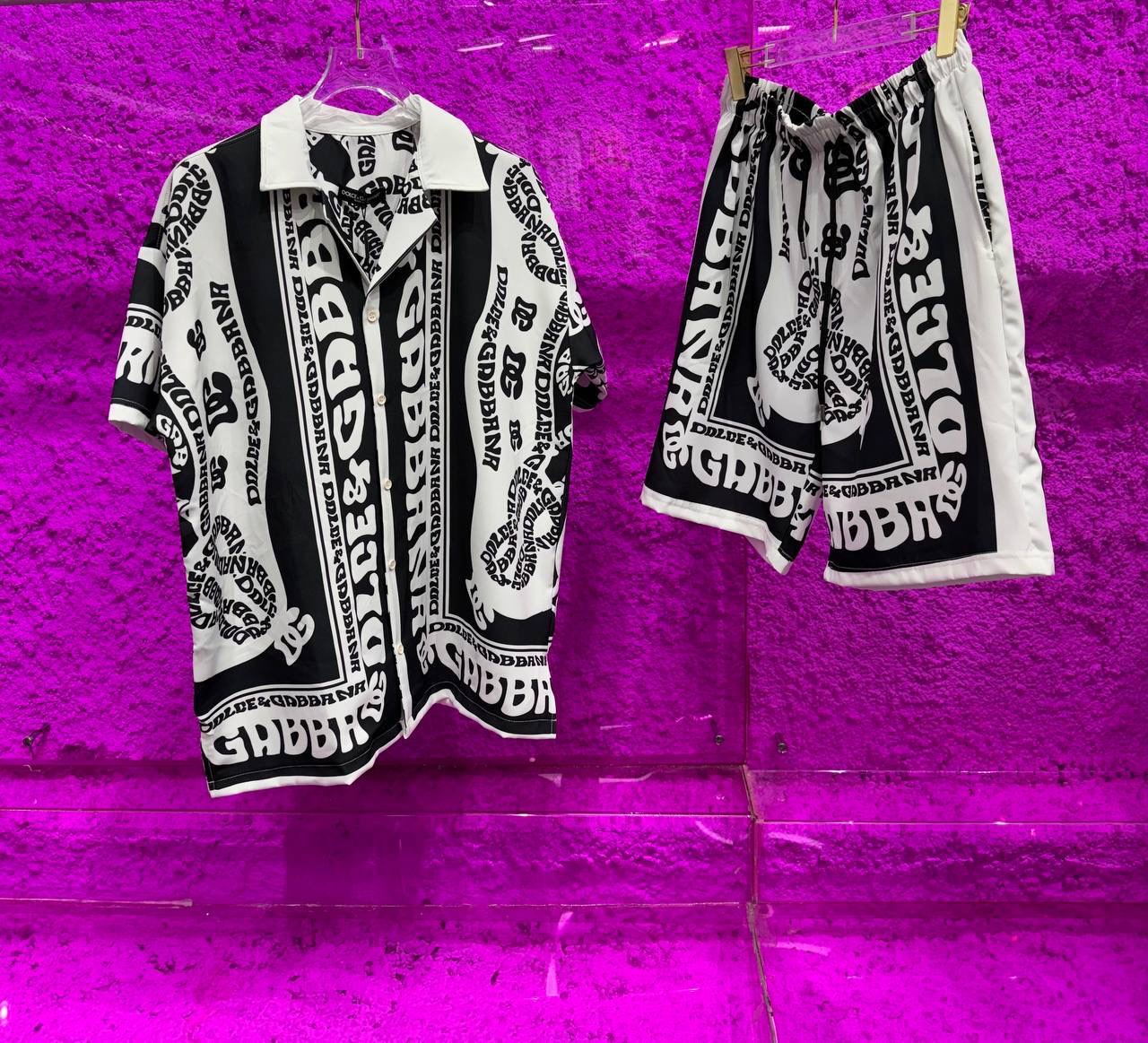 Conjunto de Camisa y Shorts