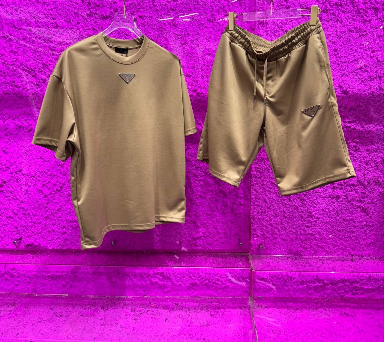 Conjunto deportivo Prada