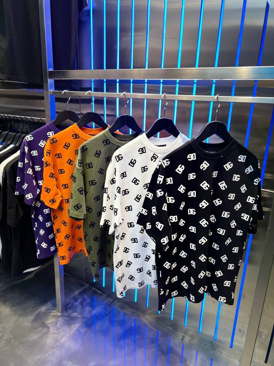 Camisas con logotipos