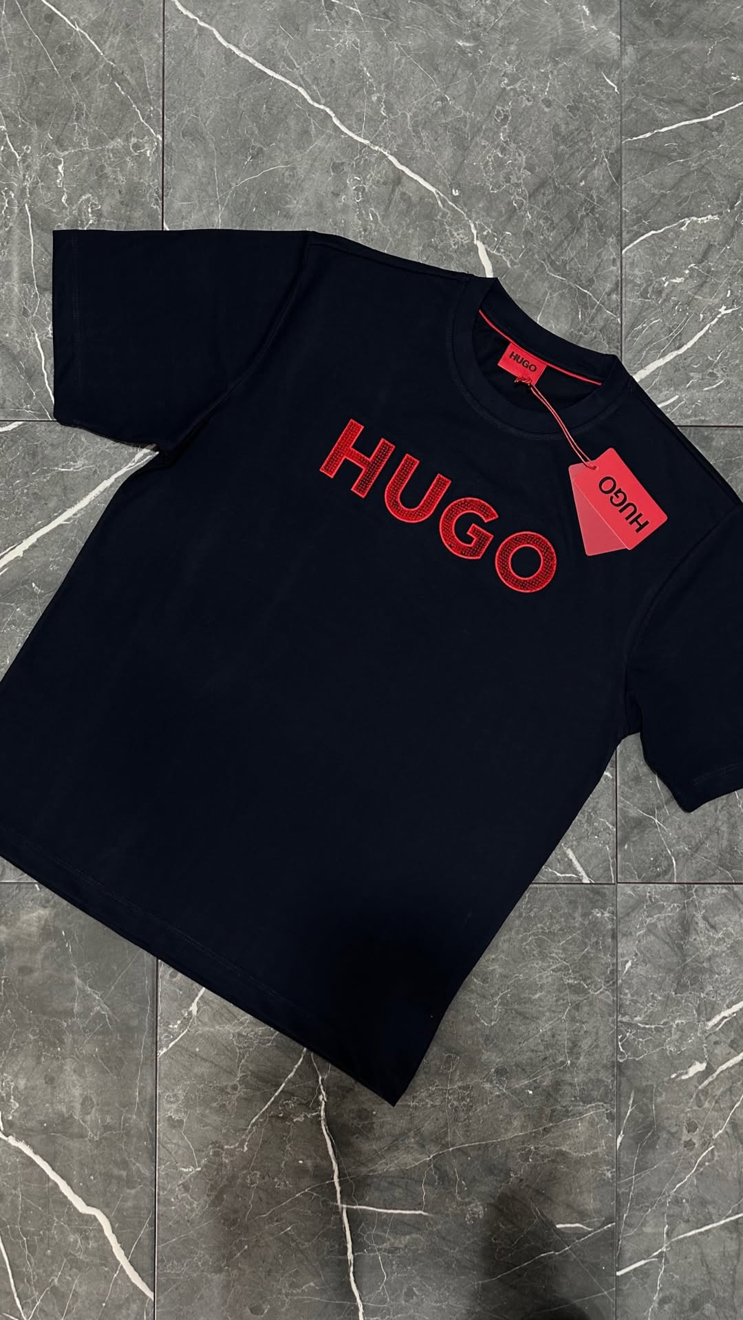 Camiseta Hugo