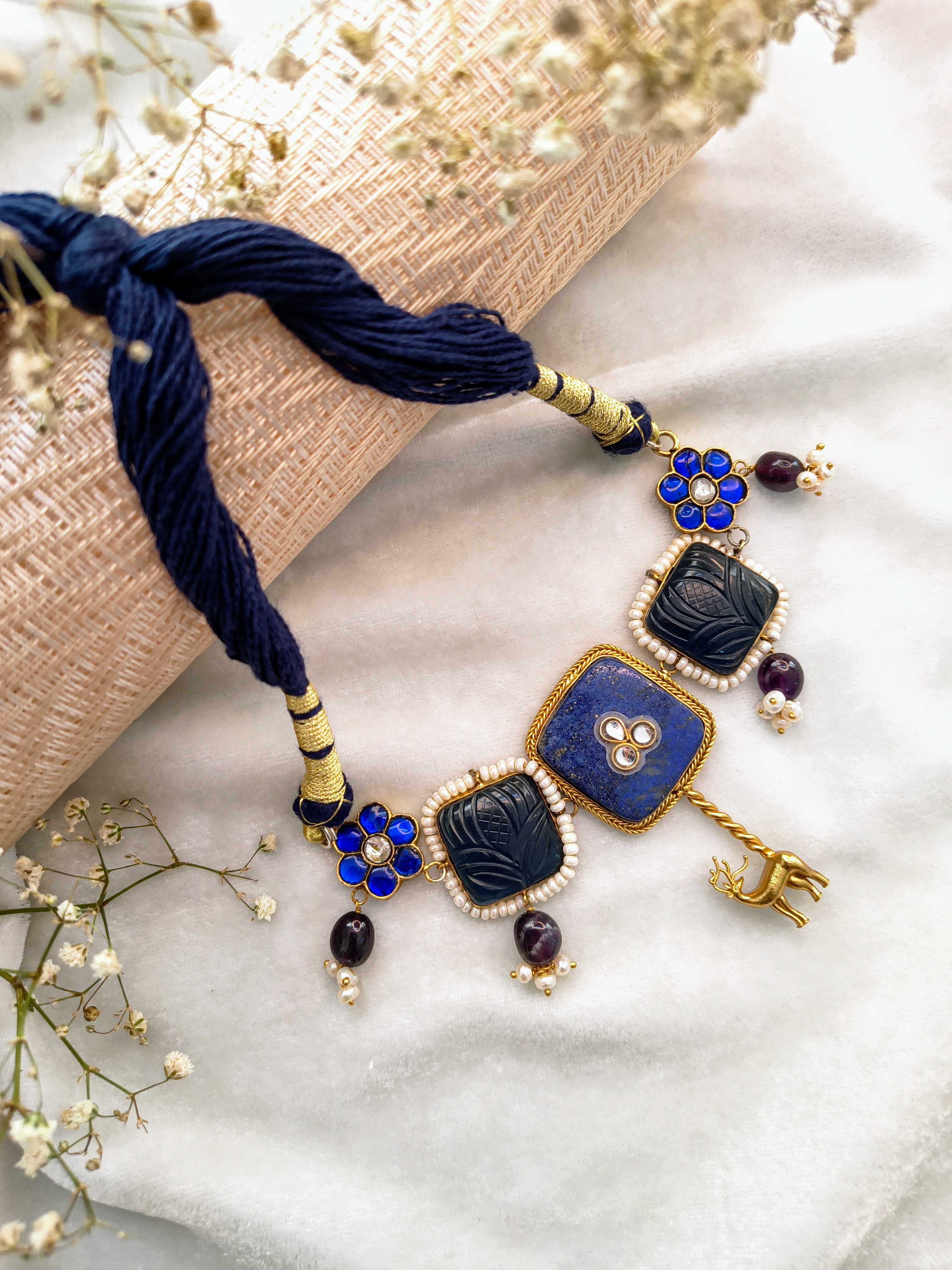 Kundan Choker Necklace With Lapis Lazuli 
