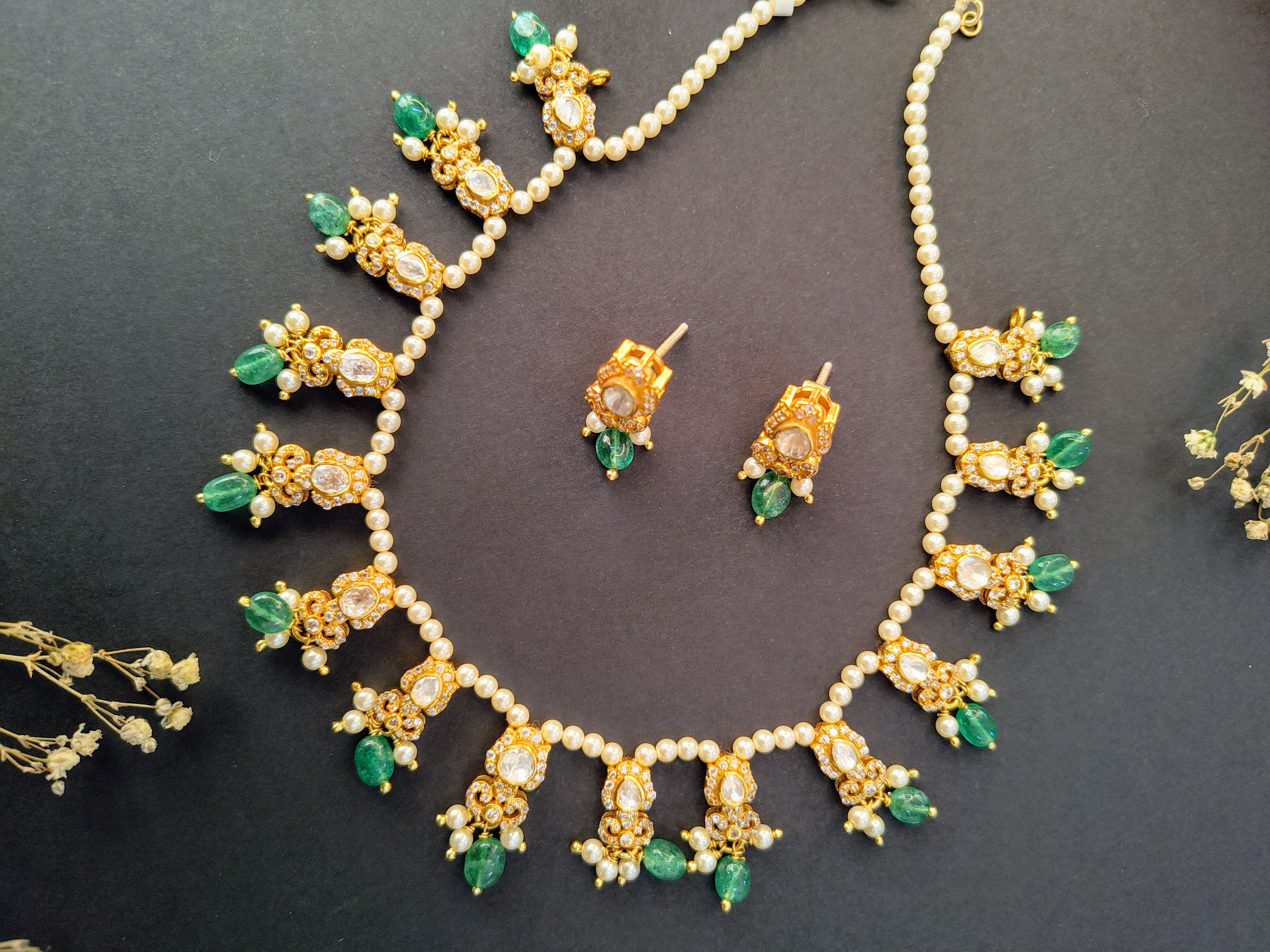 Traditional Pearl and Emerald Jewelry Set
