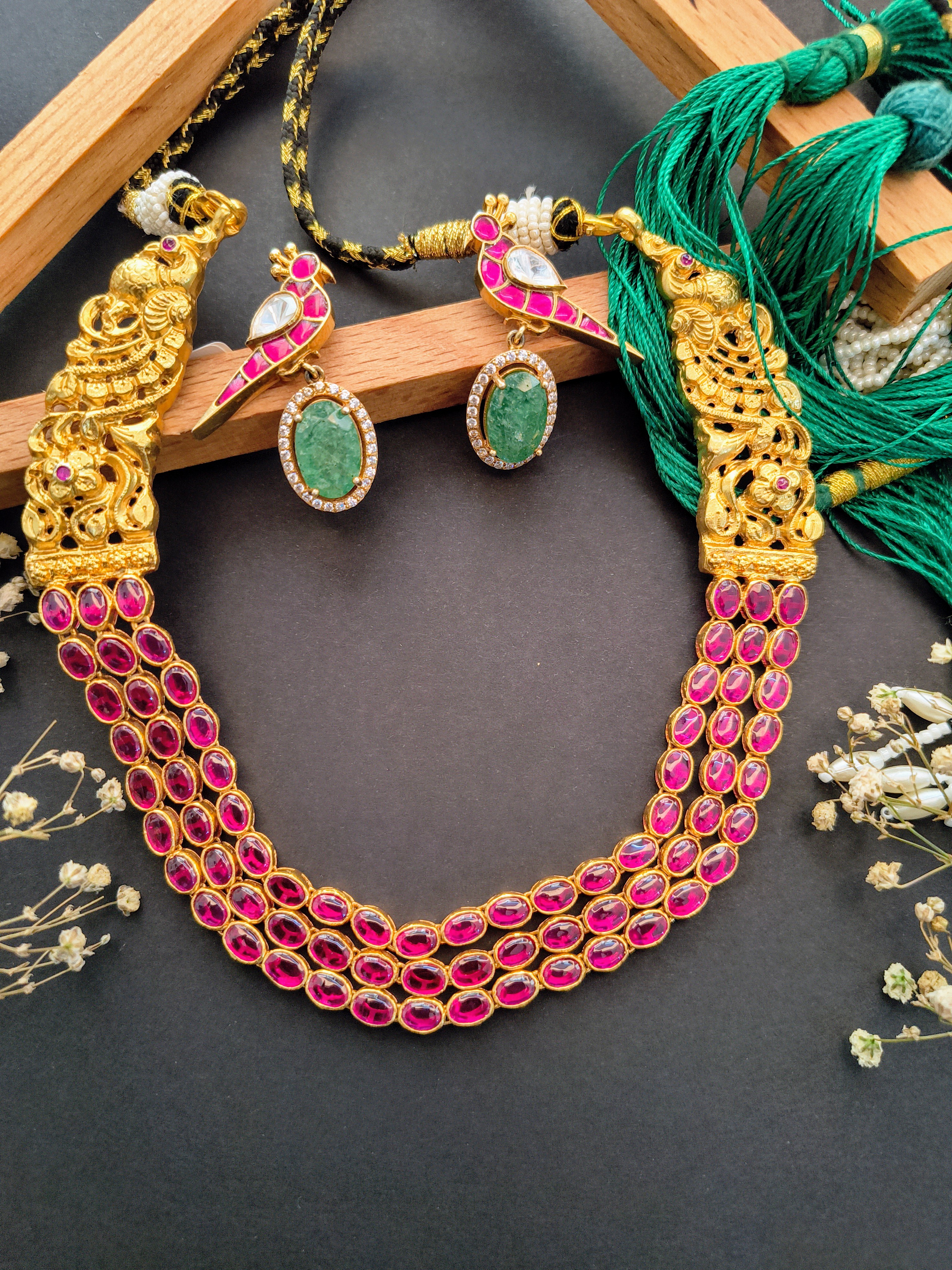 Traditional Gold and Ruby Necklace Set