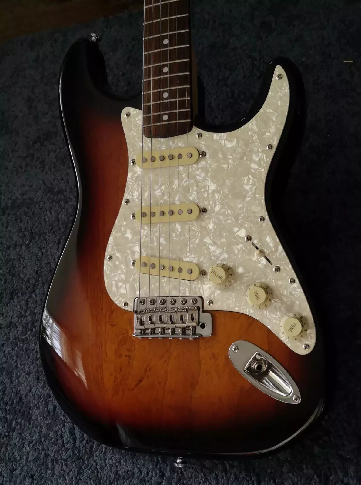 97 Fender Squier Protone Electric Guitar Korea - Sunburst