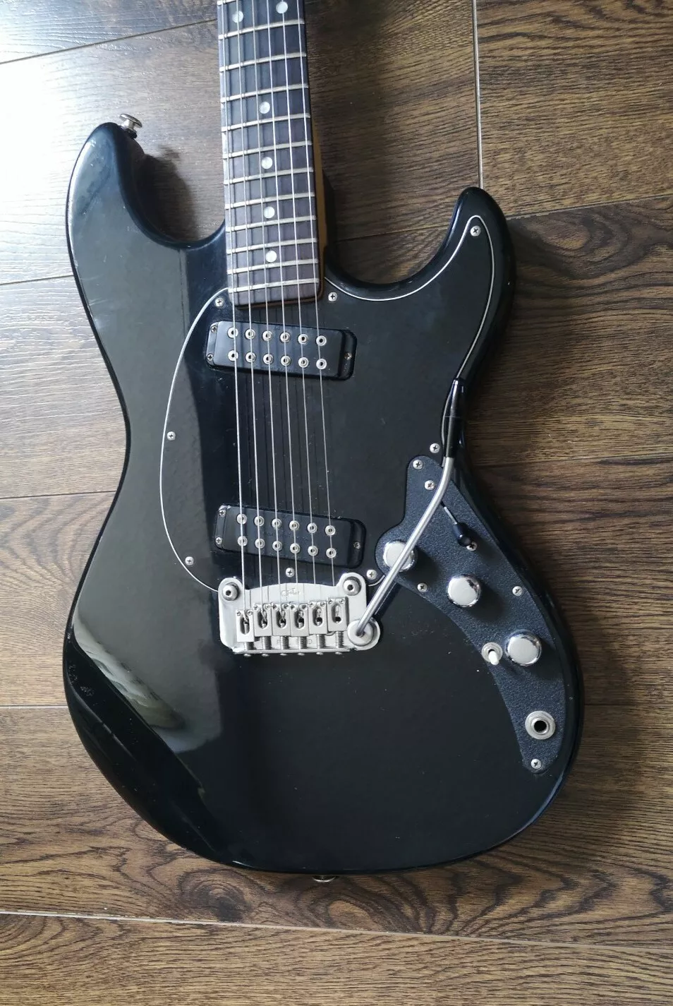 Very Rare 80s G&L USA Cavalier Electric guitar Active 1 of 700 Leo Fender