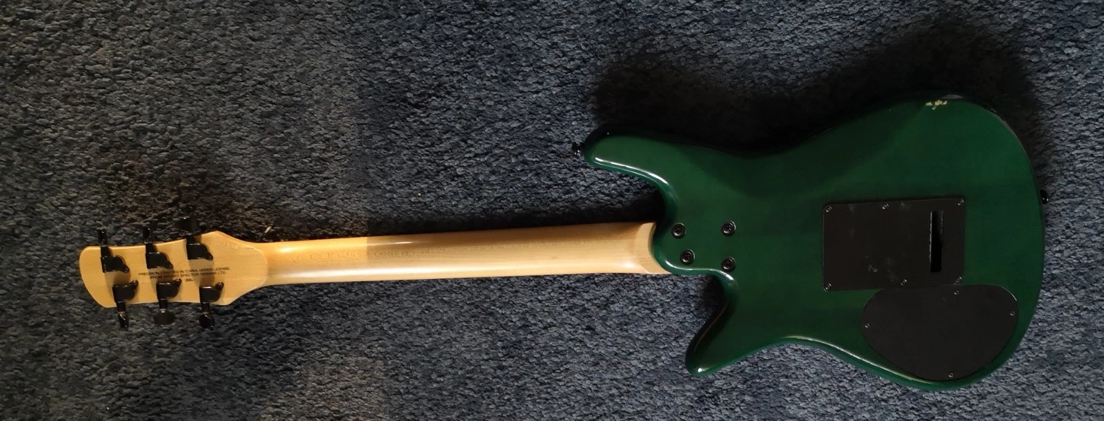 Stunning Spector ARC 6 ELECTRIC guitar GREEN quilt top