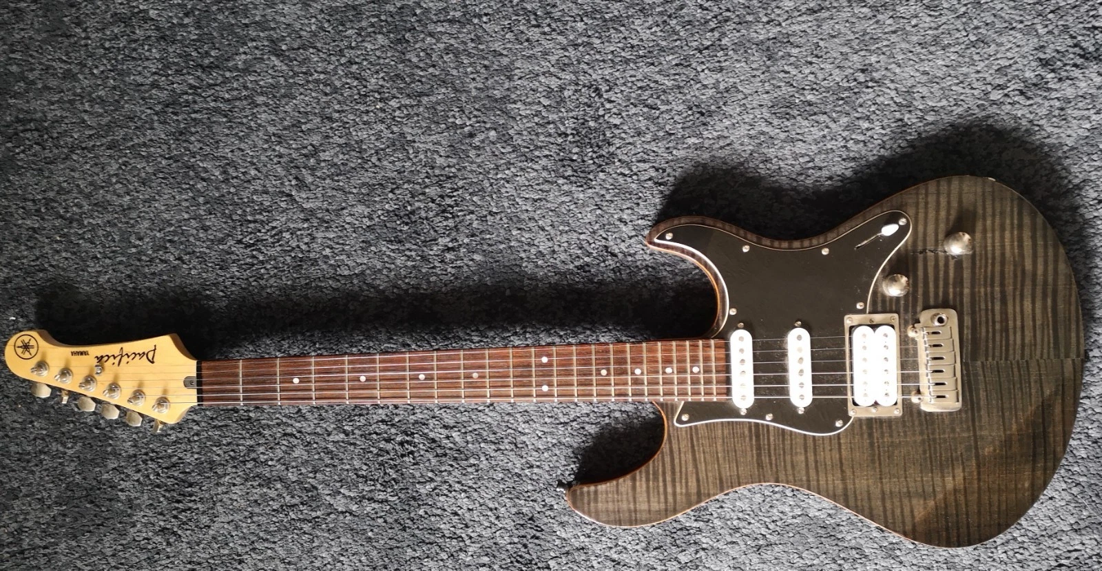 Yamaha Pacifica 612v Electric Guitar Flame Top