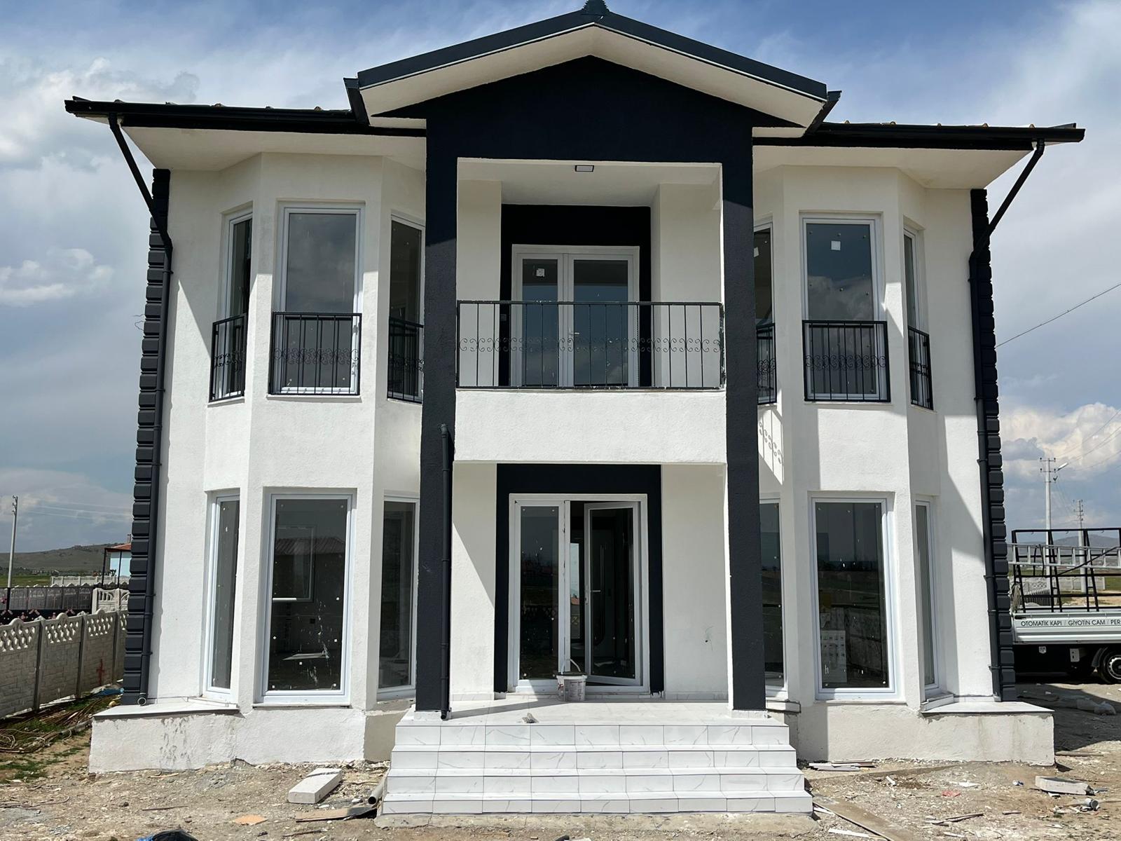 HAFİF ÇELİK PREFABRİK YAPI