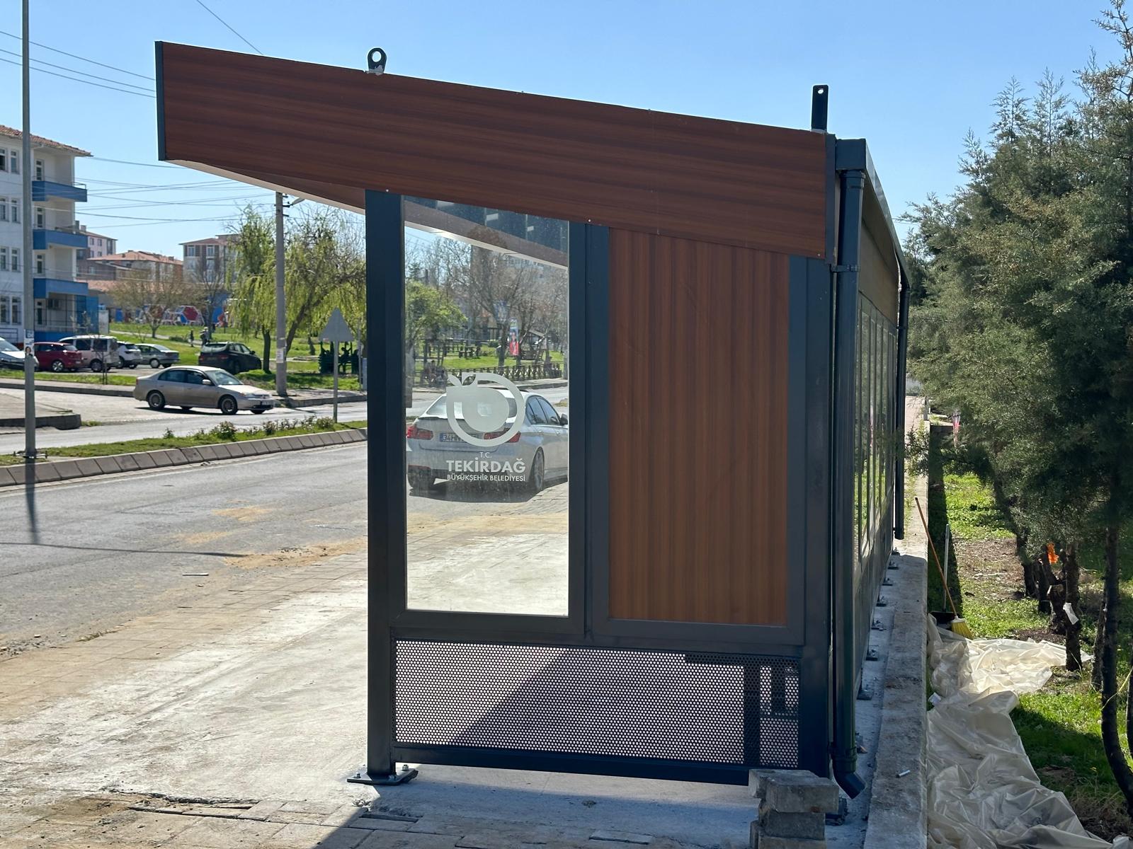 LÜKS TİP OTOBÜS DURAKLARI