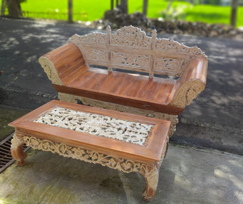 Rajasari Daybed