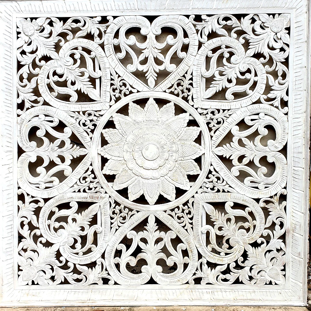 Putih Hati  Bedhead Mandala Wall-Mounted Bedhead