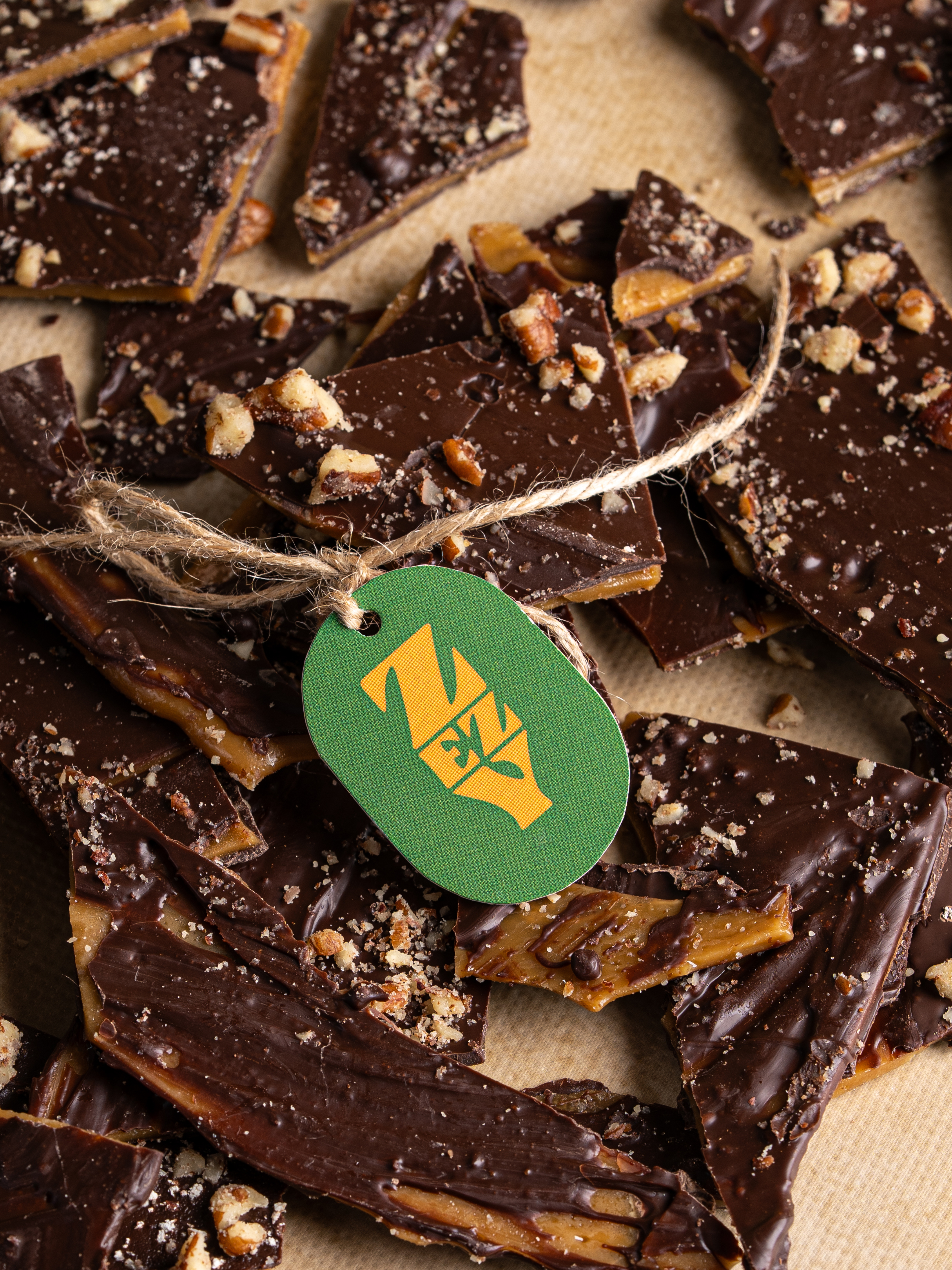 Velvety Praline Crunch