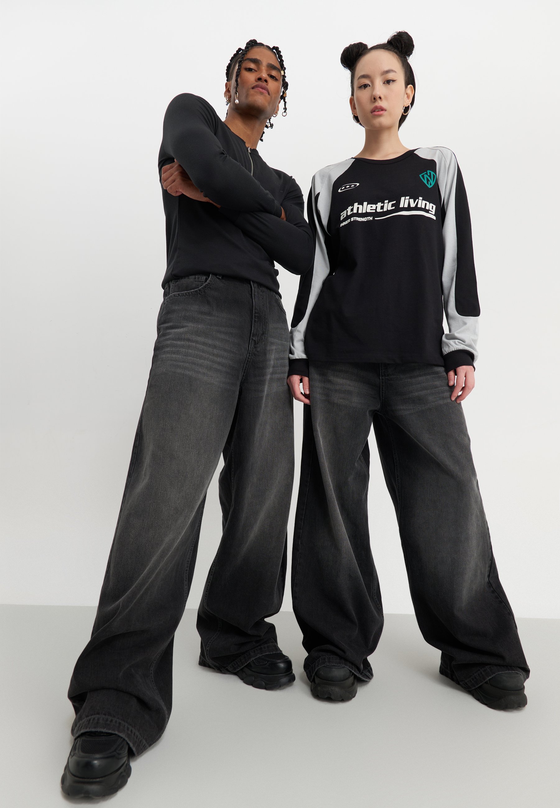 Unisex vintage black baggy jeans