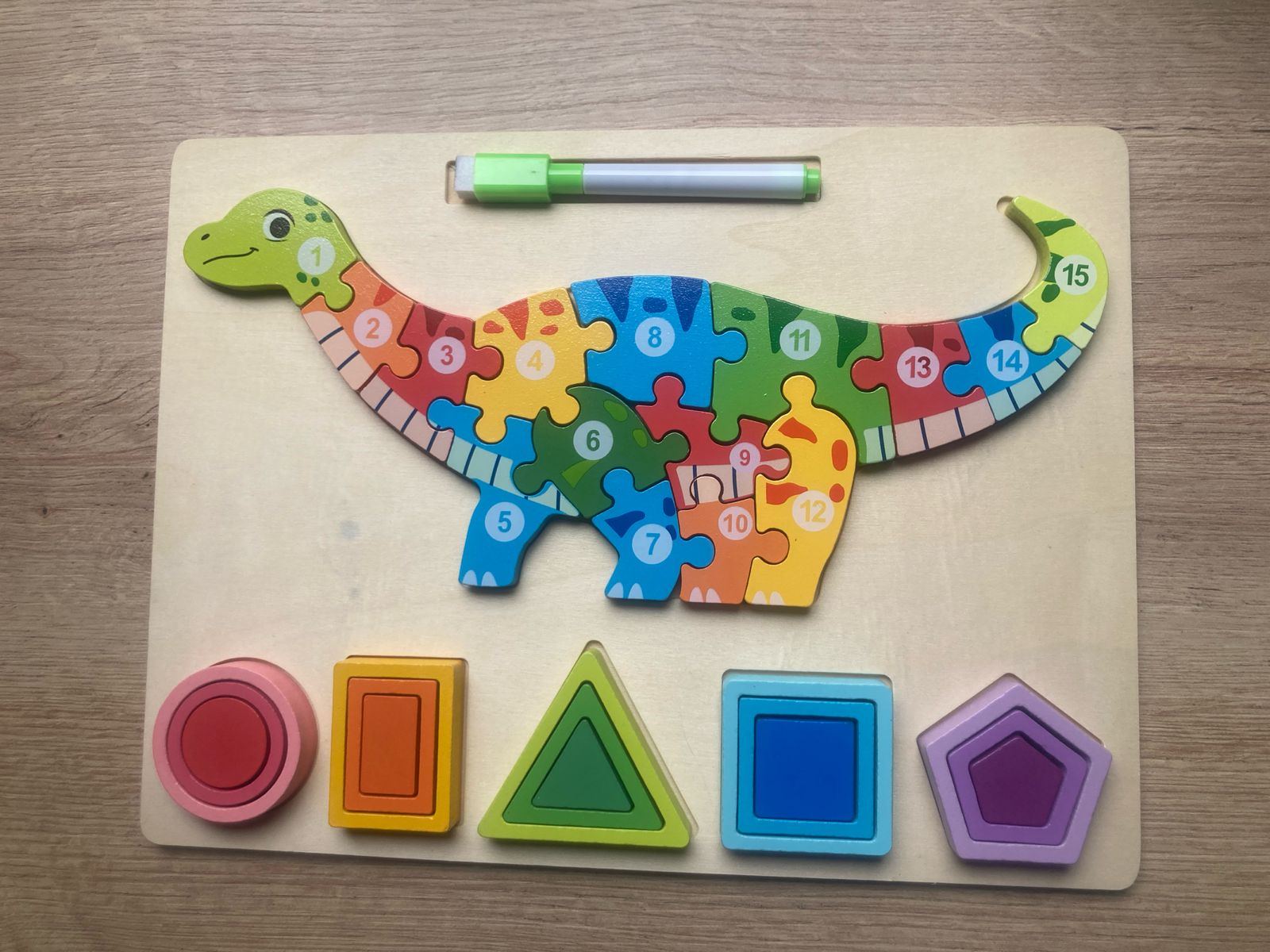 Rompecabezas y mini tablero