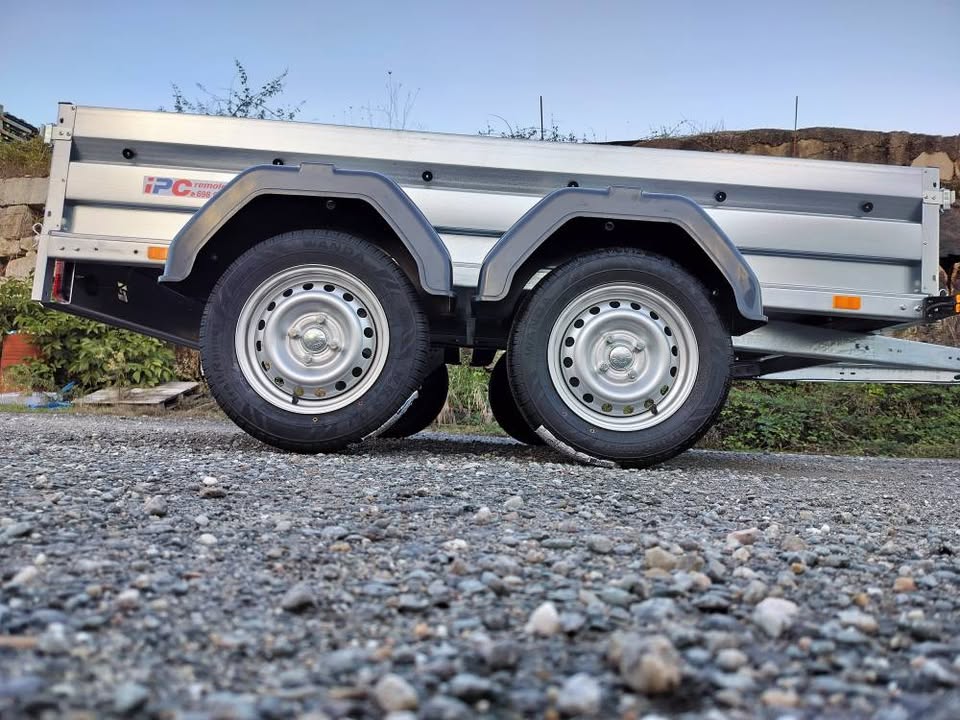 Remolque 2 ejes 750kg 265 L