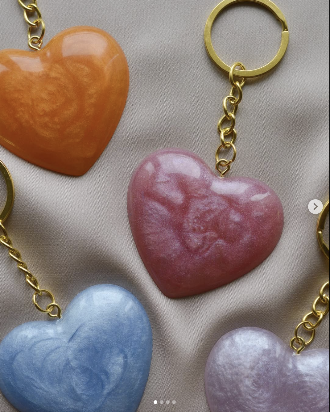 Créez un porte-clés coeur en résine