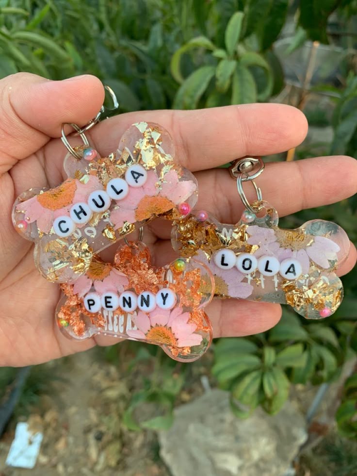 Créez un pendentif en résine