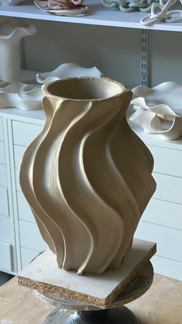 Créez un vase en céramique - Modelage