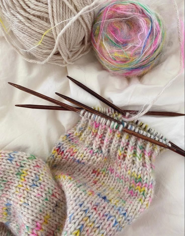 Apprenez les bases du tricot