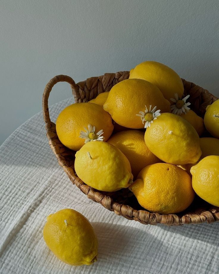 Créez une bougie moulée citron