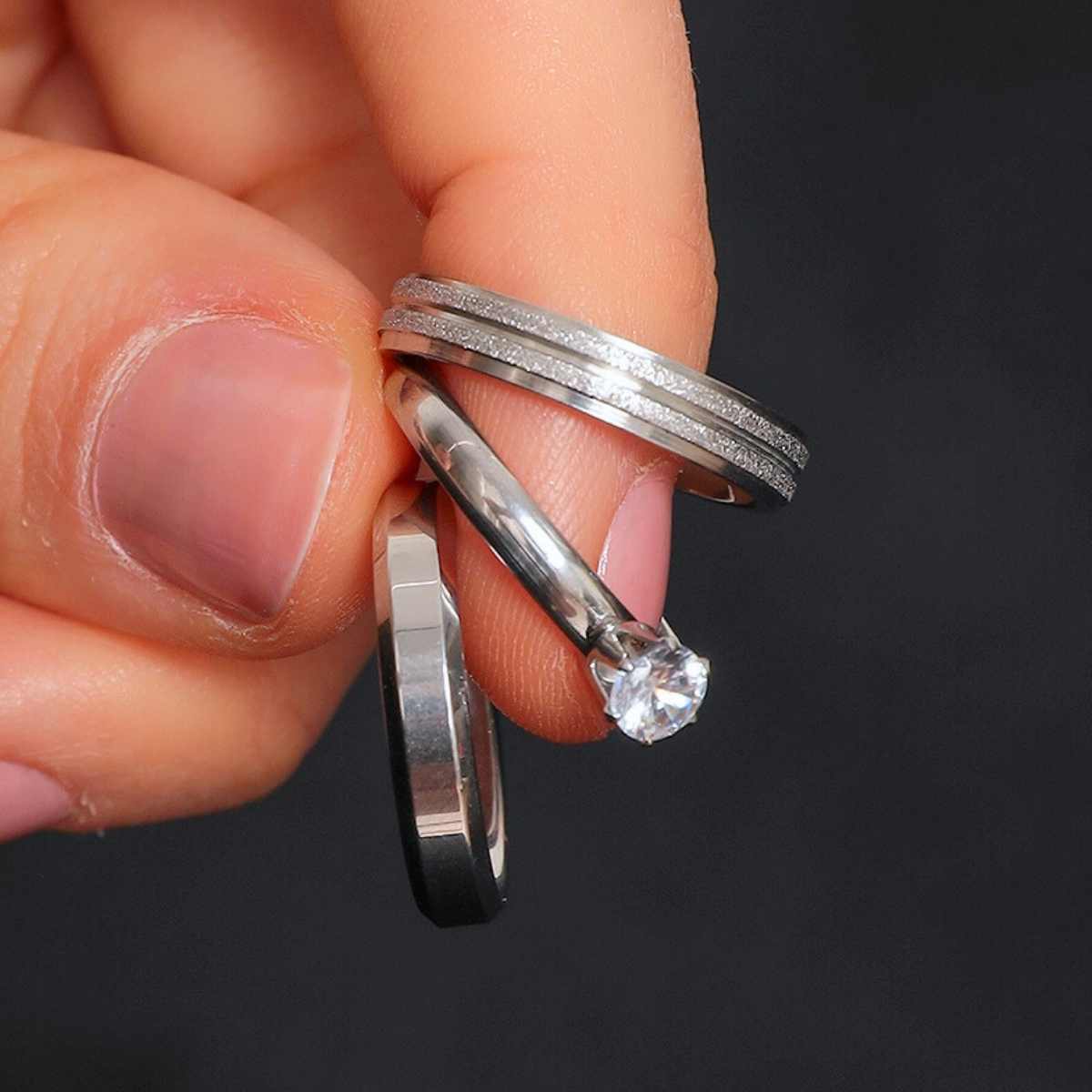 Par Alianças Namoro Prata 4mm Solitário Gravação Nomes Datas.