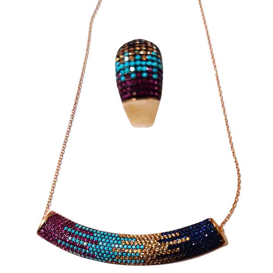 Conjunto Gargantilha e Anel Prata 925k e Banho de Ouro.