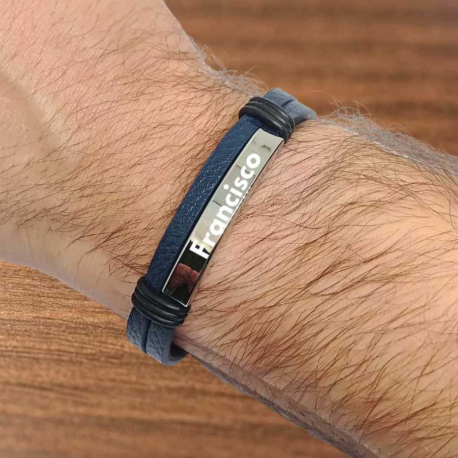 Pulseira Masculina de Couro Natural e Aço, Fecho com Trava. Valor com Gravação.