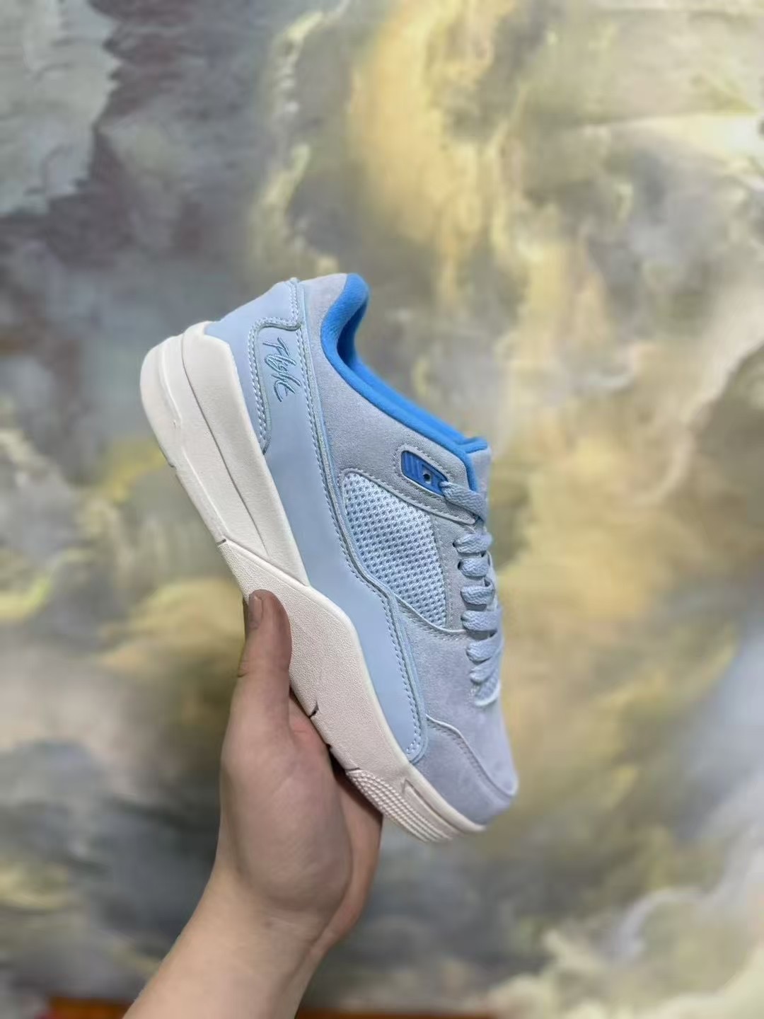 Jordan Flight Court Hydrogen Blue (women's)