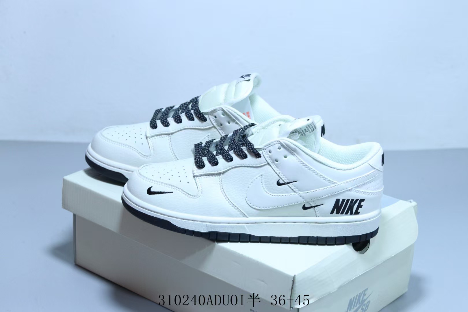 NIKE x SB Dunk low x Off white -  blue