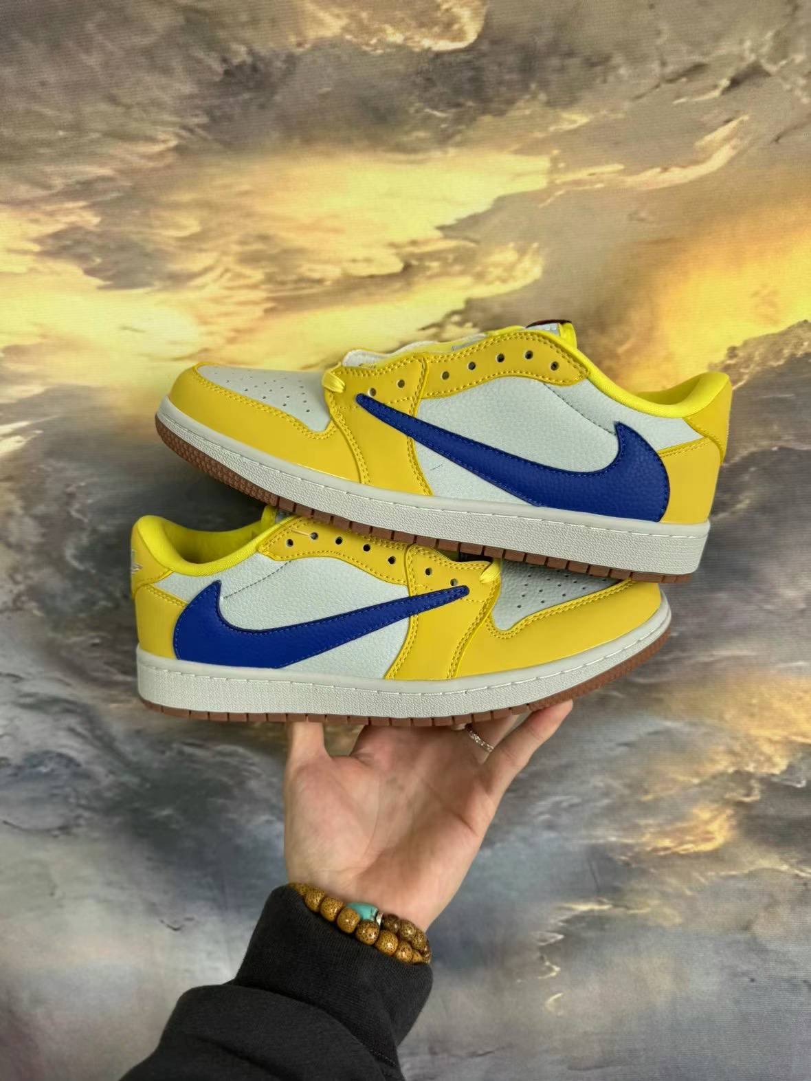 Jordan 1 low Retro OG SP x Travis Scott Canary