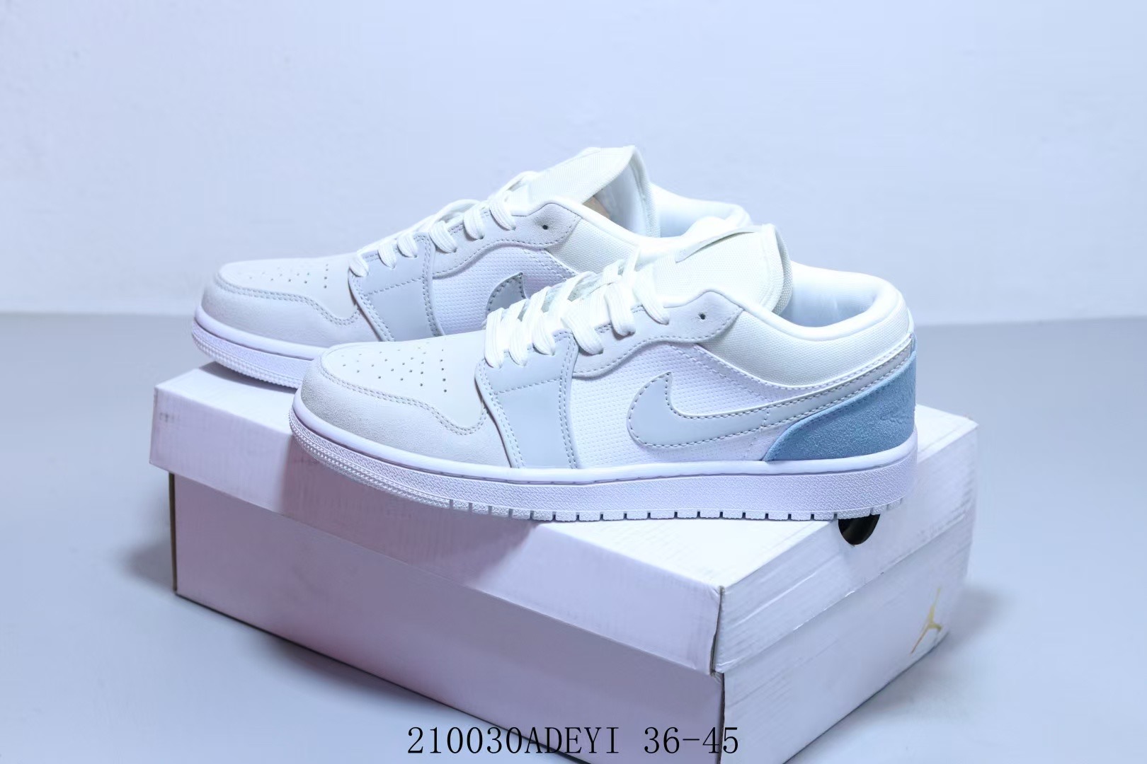 Air Jordan 1 Low 'Paris'