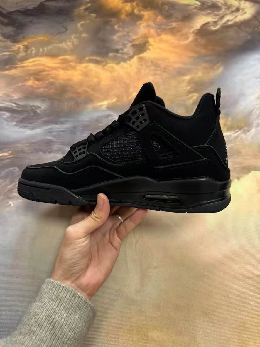Jordan 4 Retro Black Cat 2020